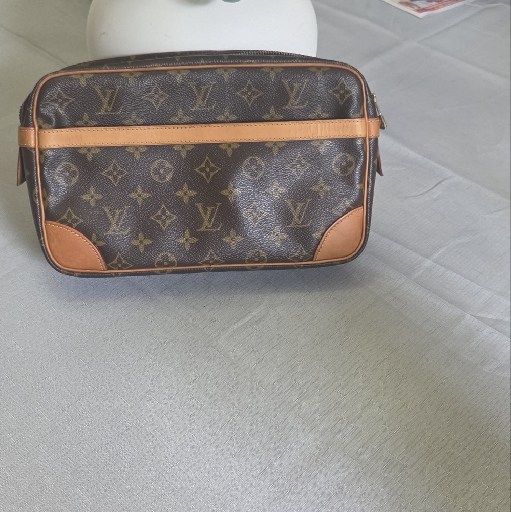 Louis Vuitton Brown Monogram Clutch